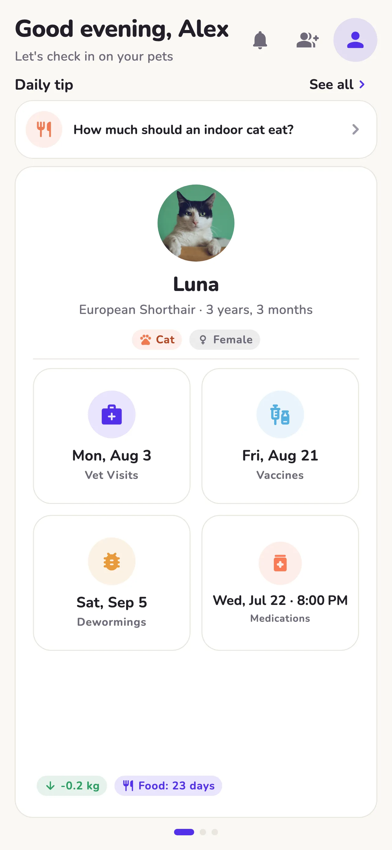 Petovi home screen: Luna the cat with her next vet visit, vaccine, deworming, and medication dates at a glance